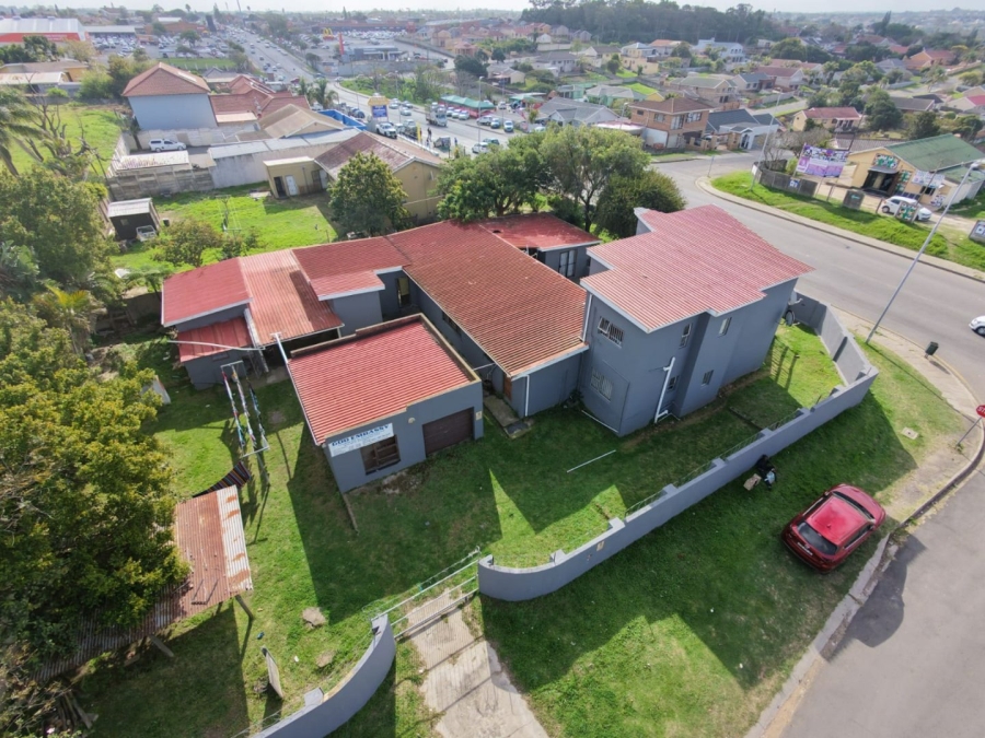 8 Bedroom Property for Sale in Amalinda Eastern Cape